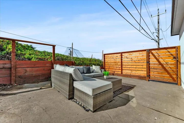 60 Wavecrest Drive, Daly City, California 94015