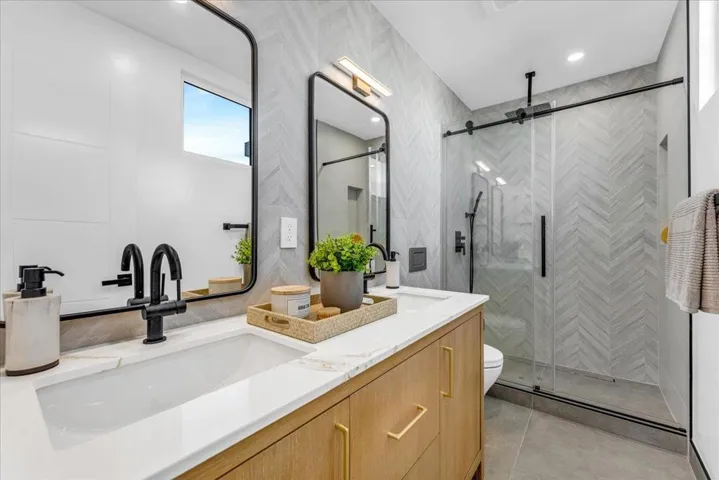 60 Wavecrest Drive, Daly City, California 94015