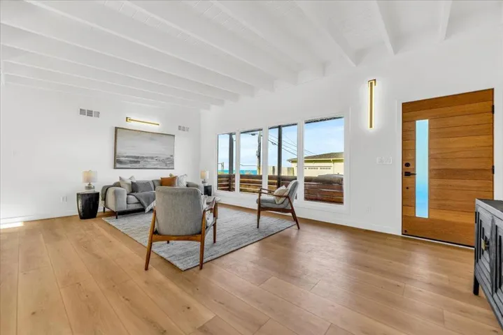 60 Wavecrest Drive, Daly City, California 94015