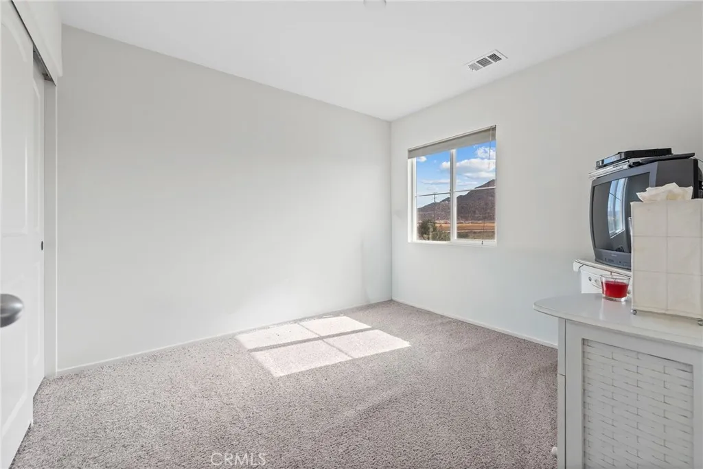 27037 Hidden Creek Court, Menifee, California 92585 home-pic-31