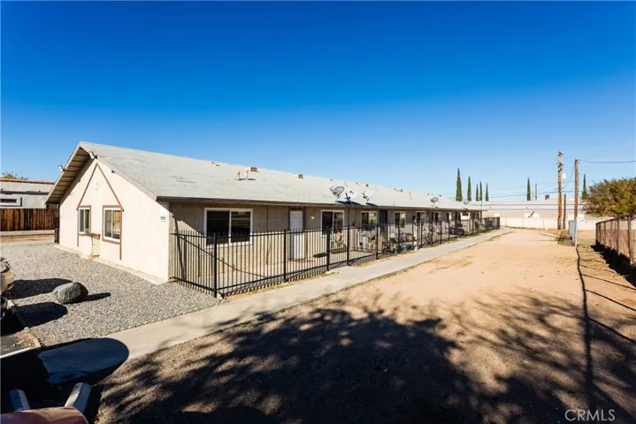 16440 Sequoia, Hesperia, California 92345