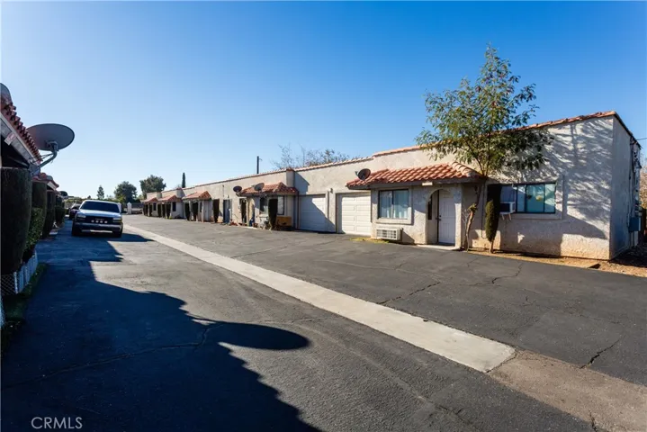 16440 Sequoia, Hesperia, California 92345