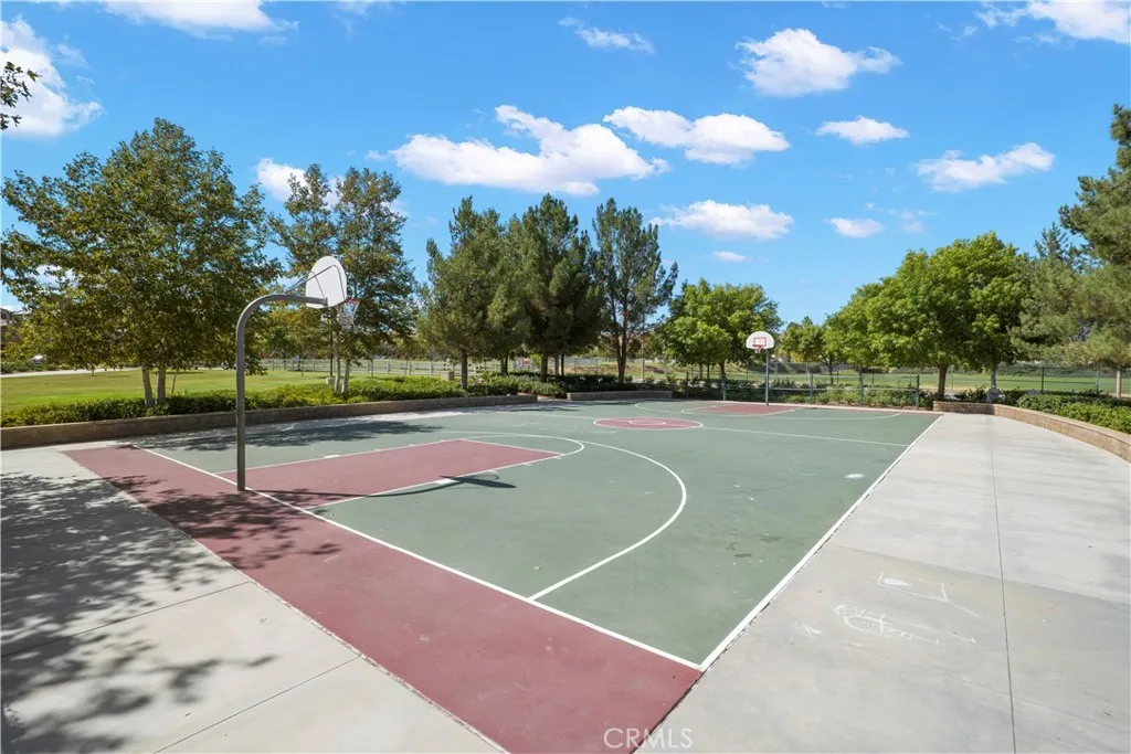 28555 Herrera, Valencia, California 91354 home-pic-40