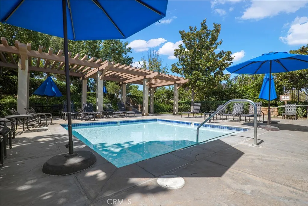 28555 Herrera, Valencia, California 91354 home-pic-35