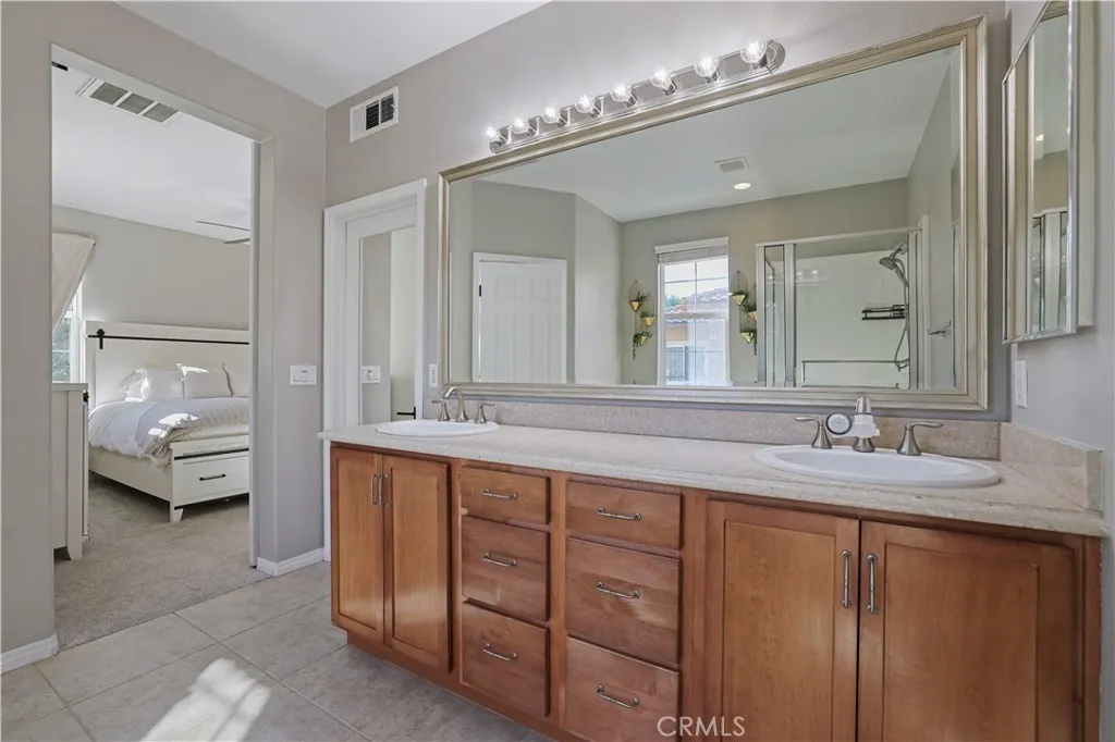 28555 Herrera, Valencia, California 91354 home-pic-16
