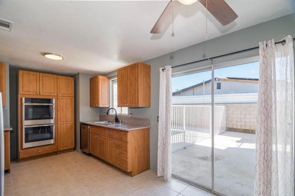 66590 Yucca Drive, Desert Hot Springs, California 92240 home-pic-11