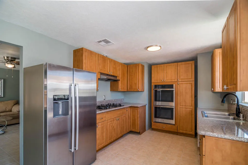 66590 Yucca Drive, Desert Hot Springs, California 92240 home-pic-2