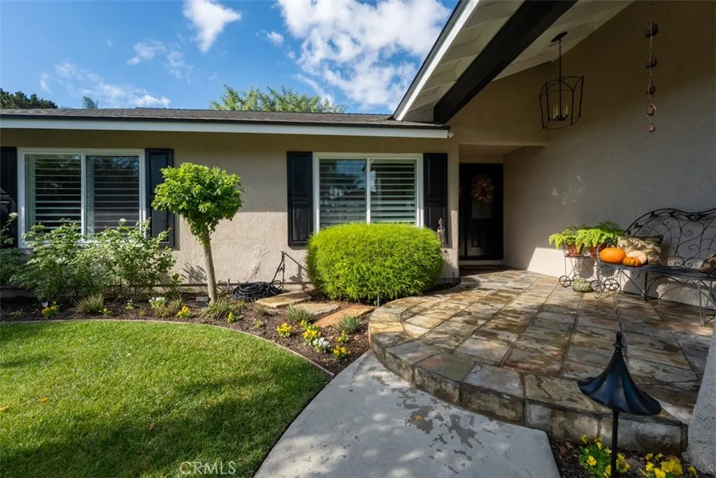 23691 Via El Rocio, Mission Viejo, California 92691 home-pic-2