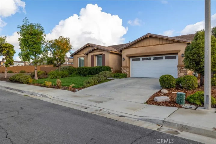35078 Waimea, Winchester, California 92596