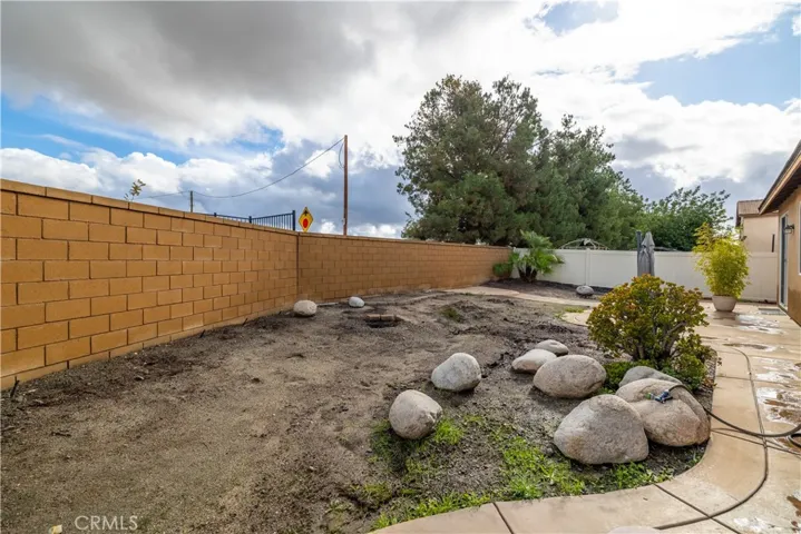 35078 Waimea, Winchester, California 92596