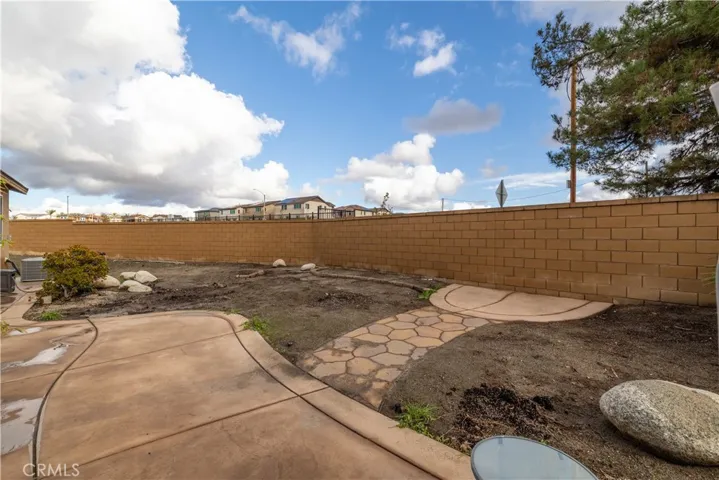 35078 Waimea, Winchester, California 92596