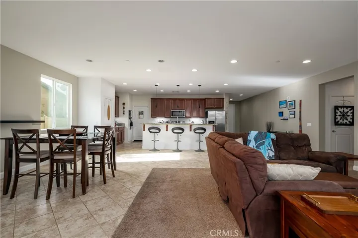 35078 Waimea, Winchester, California 92596