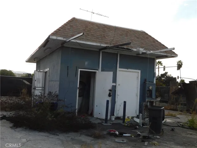 1640 E 3rd Street, Highland, California 92410