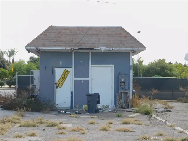 1640 E 3rd Street, Highland, California 92410