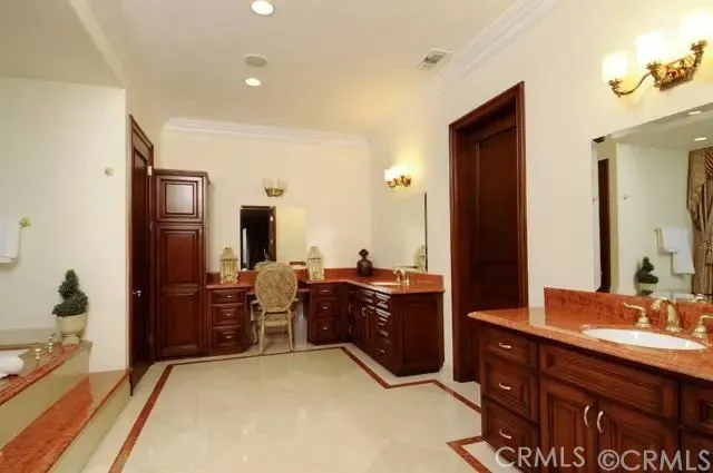 2990 Twin Harbors View, Rancho Palos Verdes, California 90275 home-pic-12