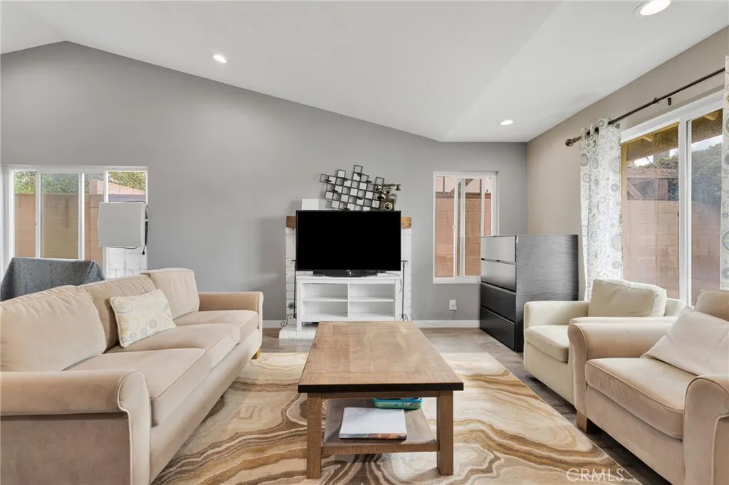4416 Kennedy Street, Chino, California 91710 home-pic-1
