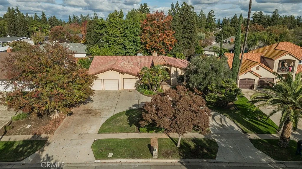 406 E Audubon Drive, Fresno, California 93720 home-pic-62