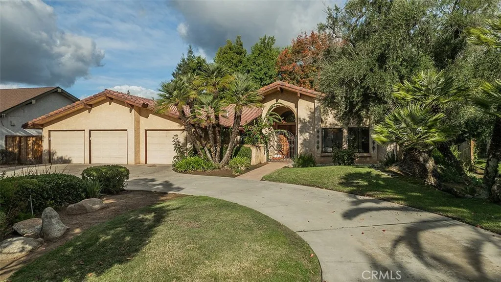 406 E Audubon Drive, Fresno, California 93720 home-pic-58