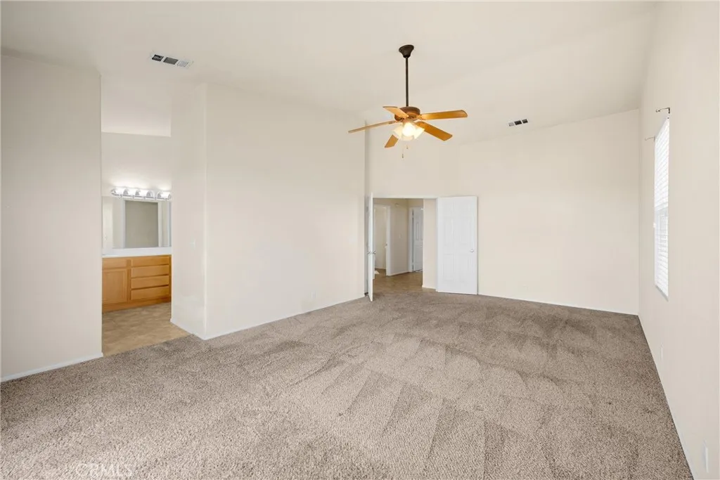 21266 Colombard, Apple Valley, California 92308 home-pic-33