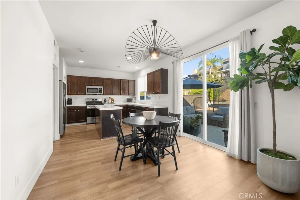 39304 Memory Drive, Murrieta, California 92563 home-pic-22