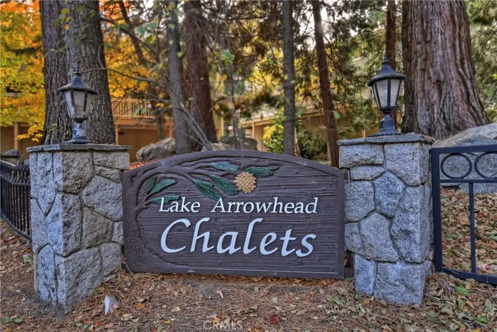 142 Rockledge Lane, Lake Arrowhead, California 92352 home-pic-1
