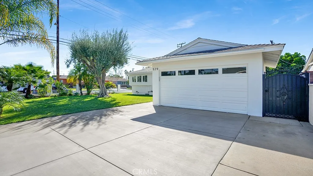 579 N Century, Anaheim, California 92805 home-pic-34