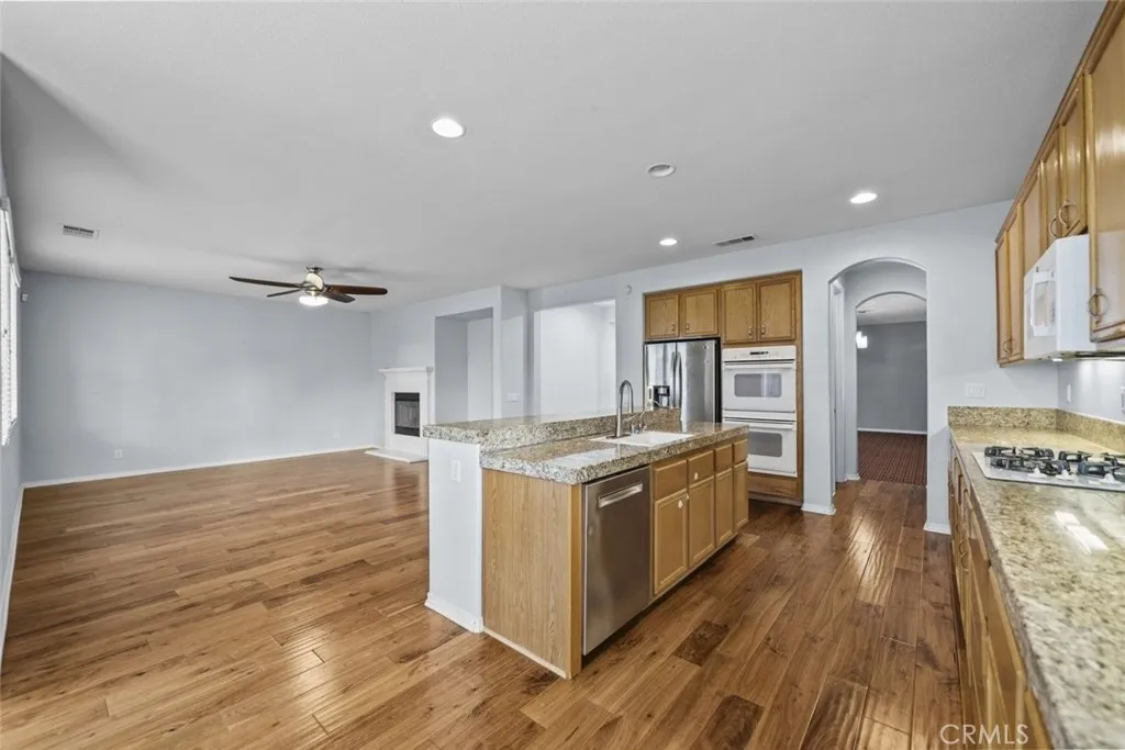 40733 Gleneagles Court, Palmdale, California 93551 home-pic-8