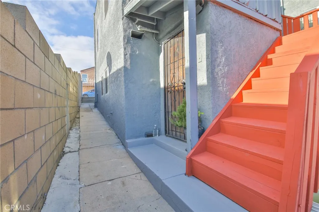 1504 Attridge, Los Angeles, California 90063 home-pic-16