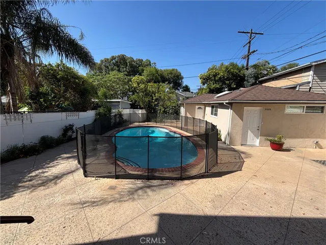 21327 De La Osa Street, Woodland Hills, California 91364