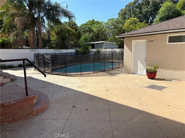 21327 De La Osa Street, Woodland Hills, California 91364