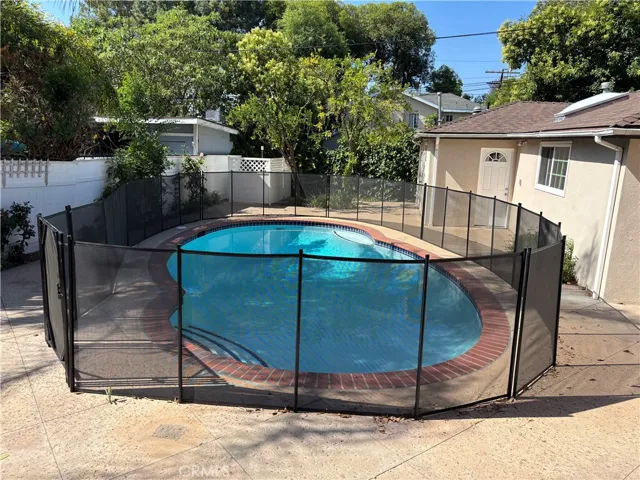 21327 De La Osa Street, Woodland Hills, California 91364