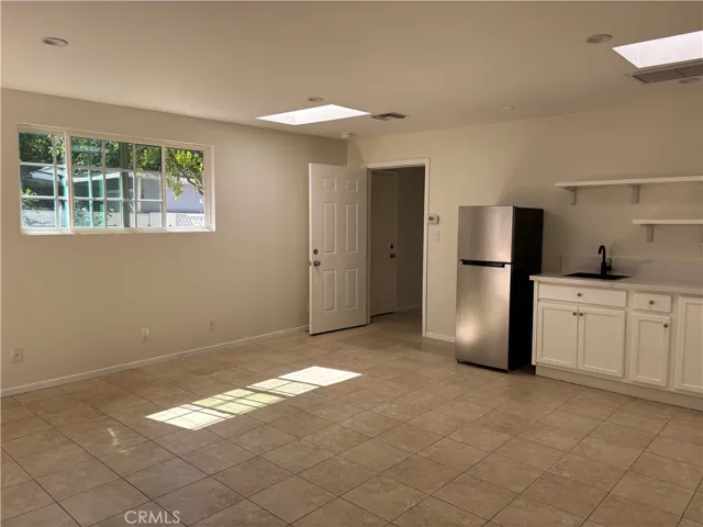 21327 De La Osa Street, Woodland Hills, California 91364