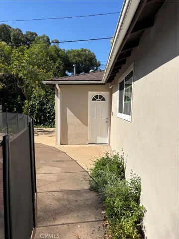 21327 De La Osa Street, Woodland Hills, California 91364