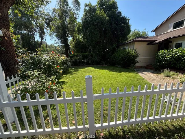 21327 De La Osa Street, Woodland Hills, California 91364