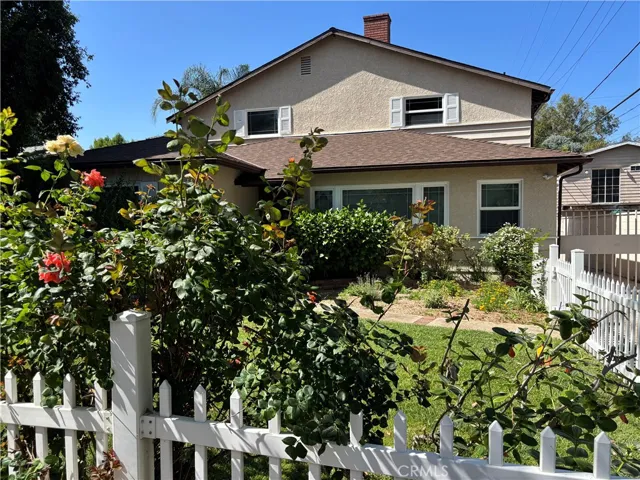 21327 De La Osa Street, Woodland Hills, California 91364