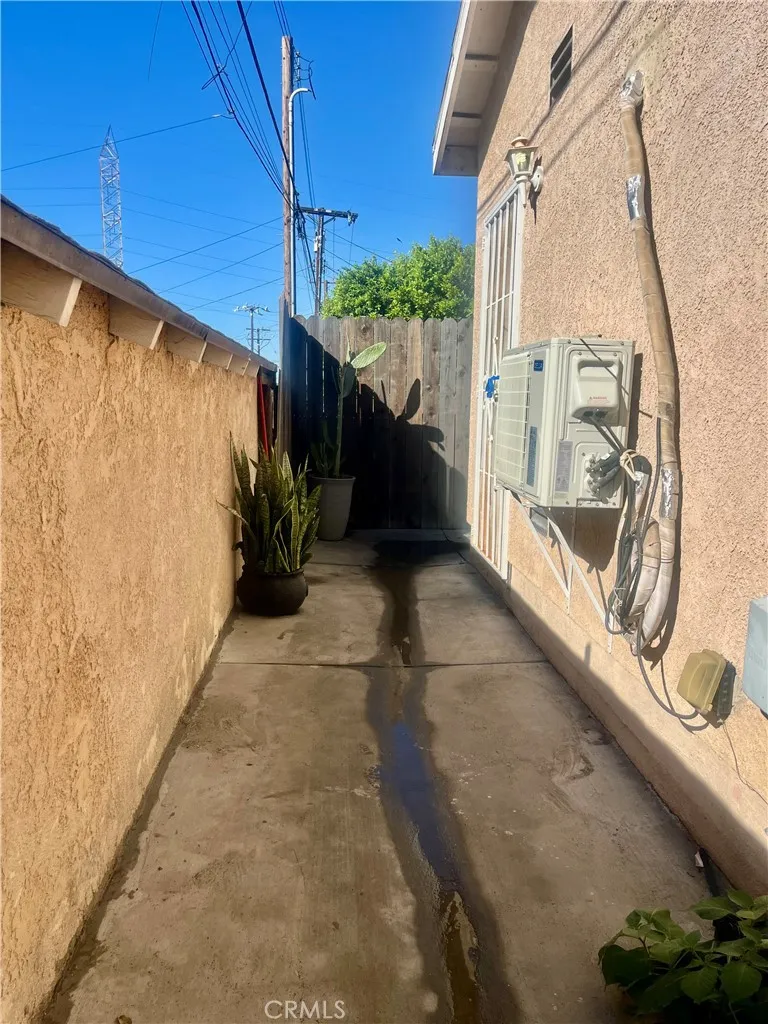 8630 Elba, Pico Rivera, California 90660 home-pic-38