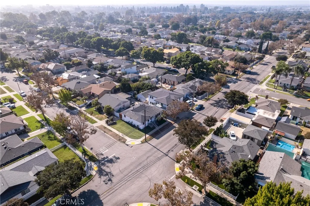 4814 Hedda, Lakewood, California 90712 home-pic-37