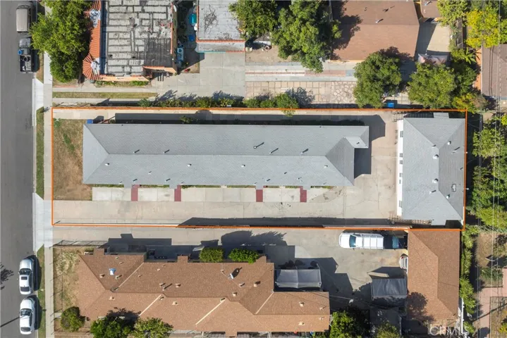3535 Los Flores, Lynwood, California 90262