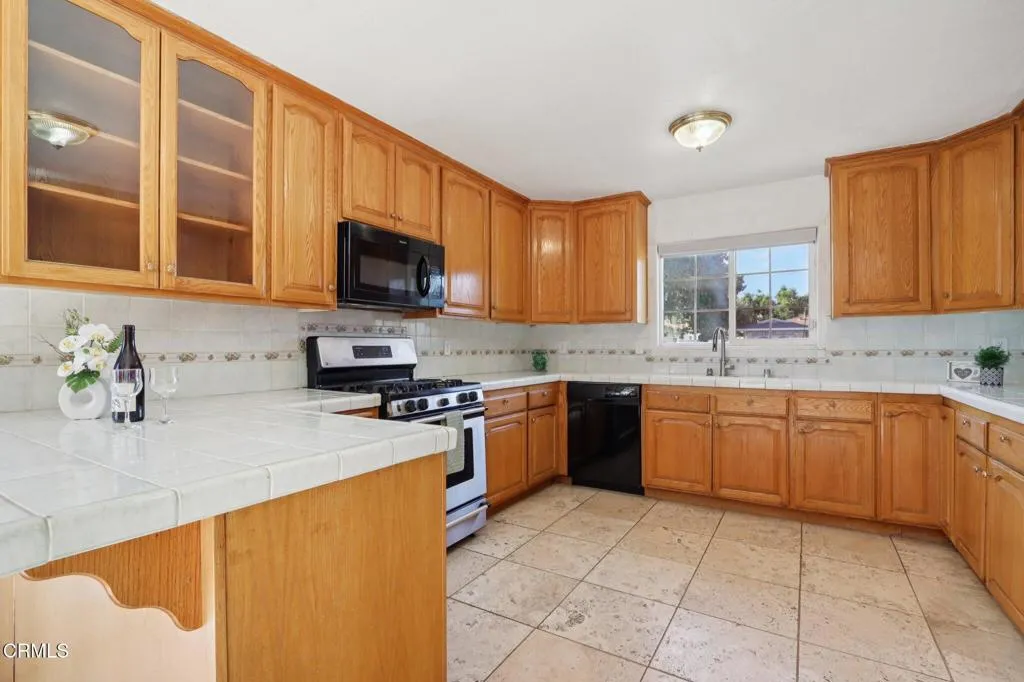 419 Dartmouth Road, Santa Paula, California 93060 home-pic-13