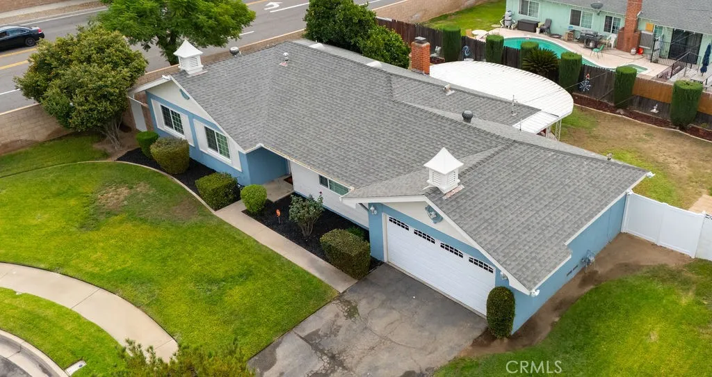 885 E Home, Rialto, California 92376 home-pic-25