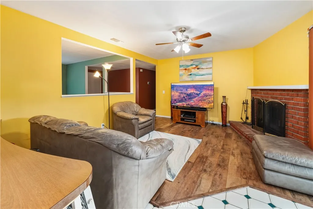 885 E Home, Rialto, California 92376 home-pic-7