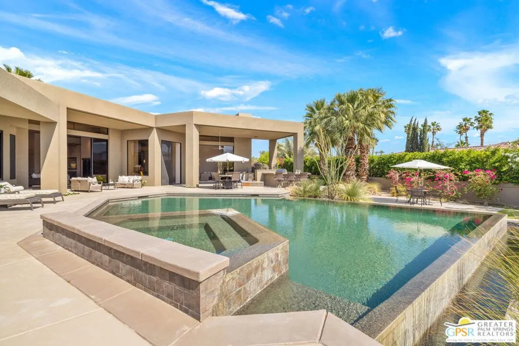 4 Paradise Cove Court, Rancho Mirage, California 92270 home-pic-2