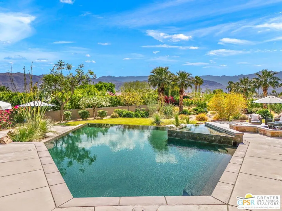 4 Paradise Cove Court, Rancho Mirage, California 92270 home-pic-4