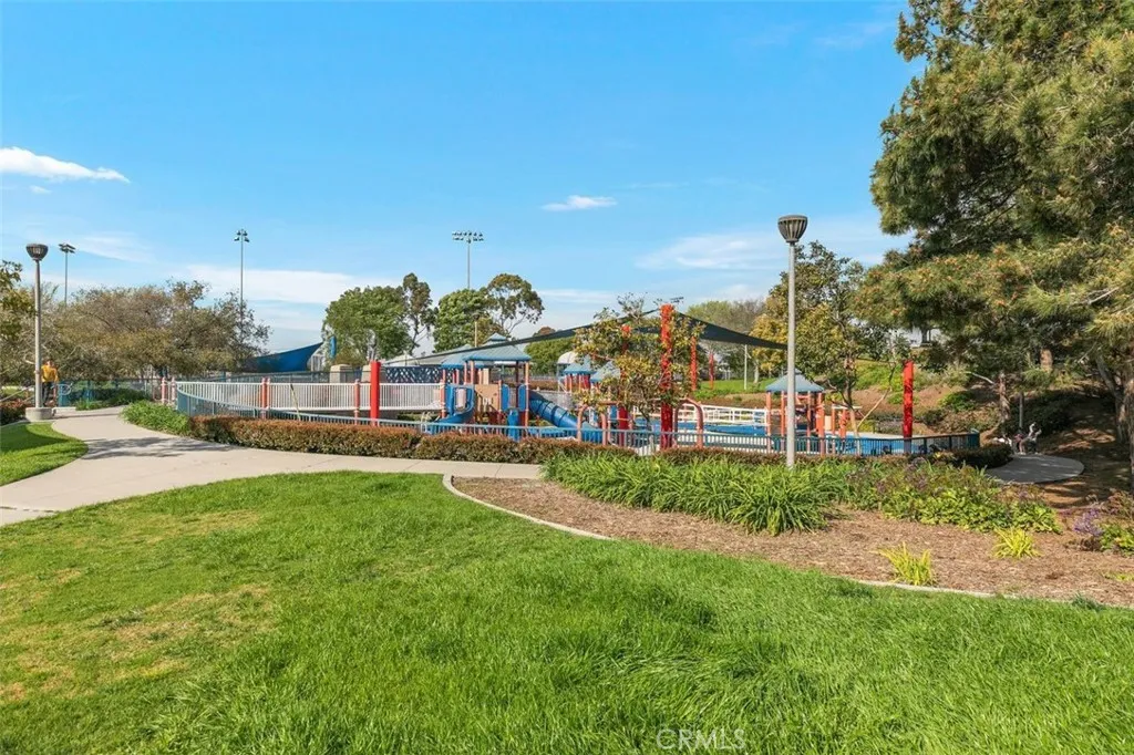 37 Marsala, Irvine, California 92606 home-pic-40