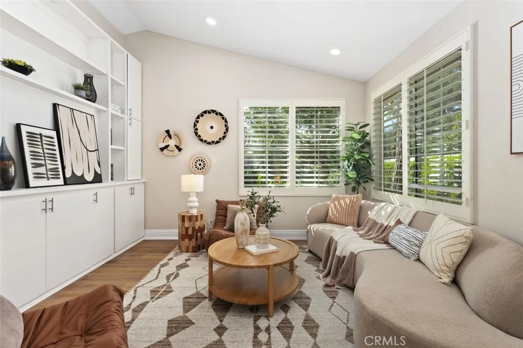 37 Marsala, Irvine, California 92606 home-pic-6