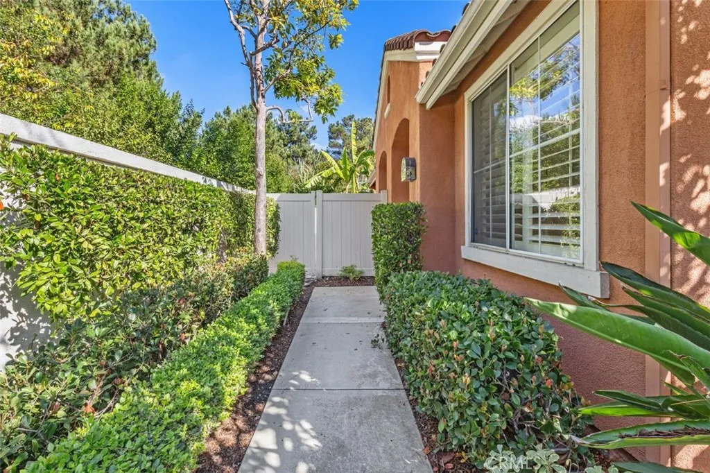 37 Marsala, Irvine, California 92606 home-pic-3