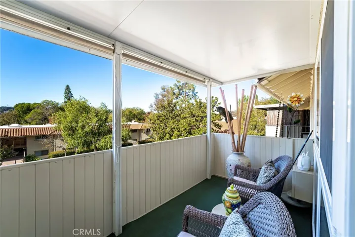 Half Patio Open to the breeze