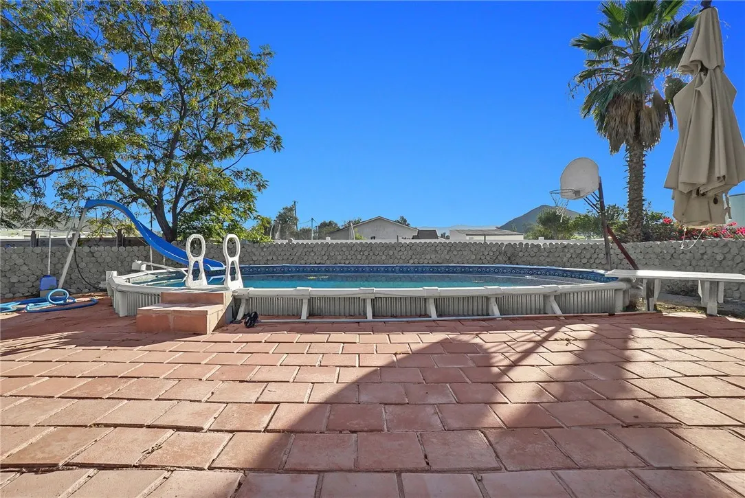 4240 Sierra Avenue, Norco, California 92860 home-pic-28