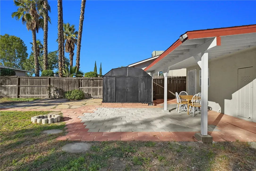4240 Sierra Avenue, Norco, California 92860 home-pic-22