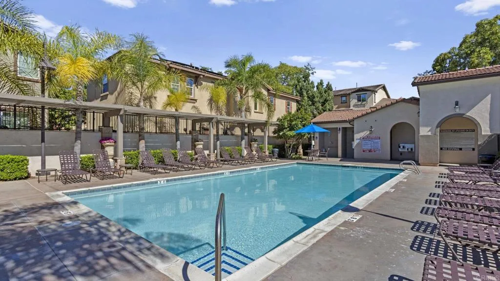 560 Moonlight Drive, San Marcos, California 92069 home-pic-40